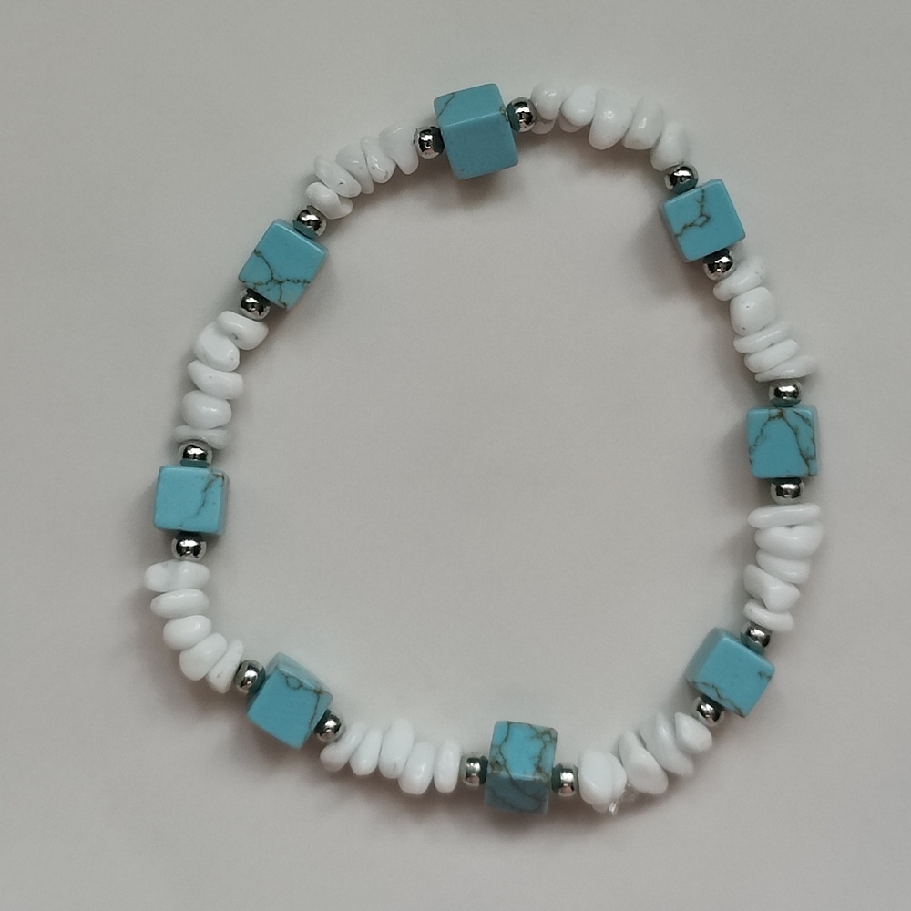 NEW MATILDA HANDMADE TURQUOISE CORAL AND COPPER ELASTIC BRACELET 16CM